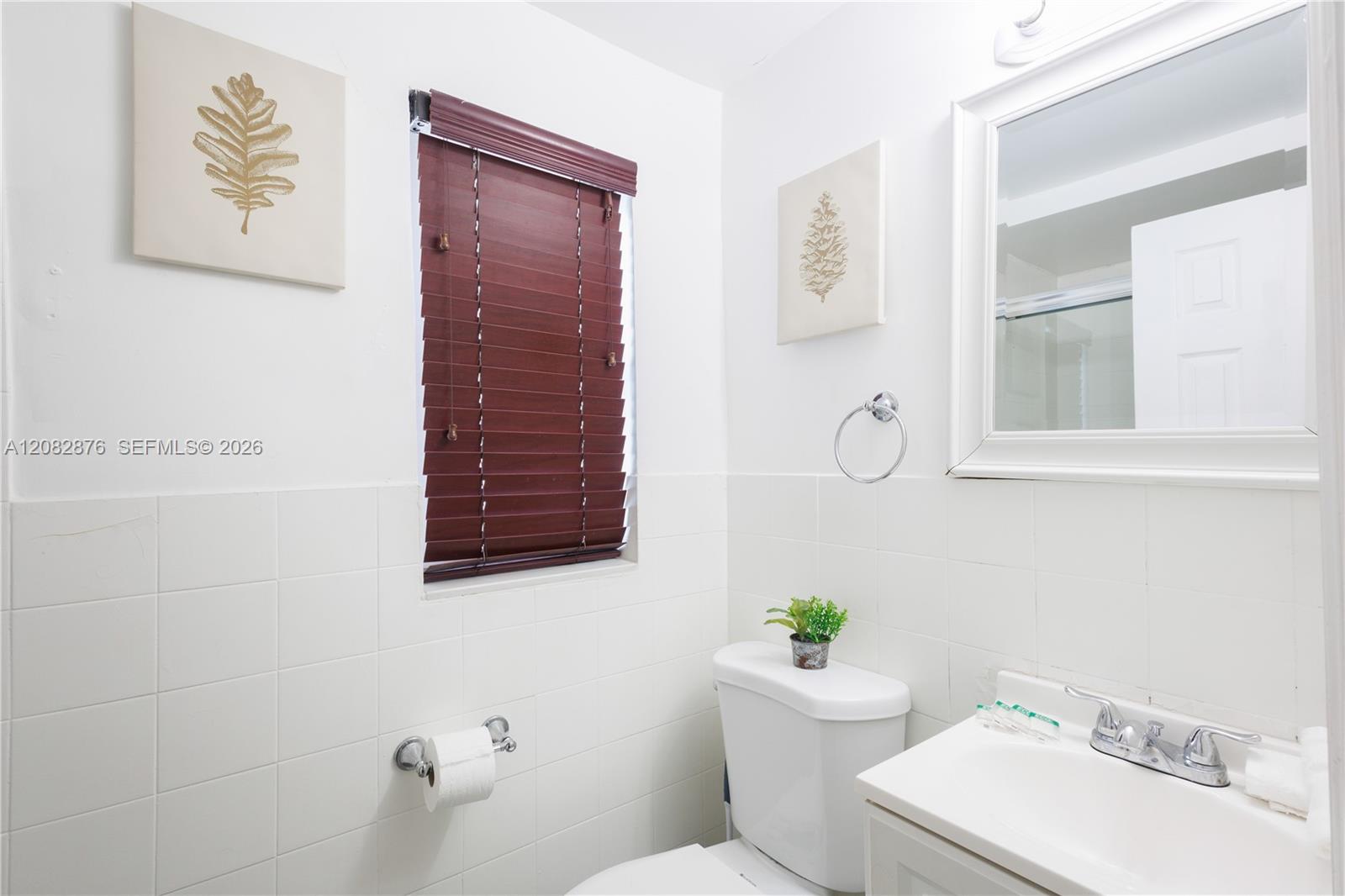471 NE 37th Street