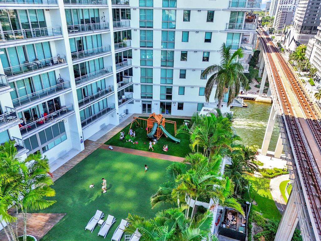 92 SW 3rd Street