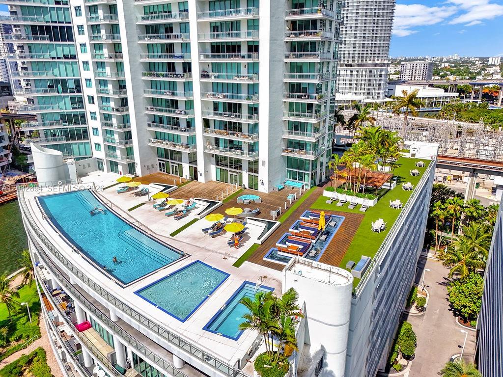 92 SW 3rd Street