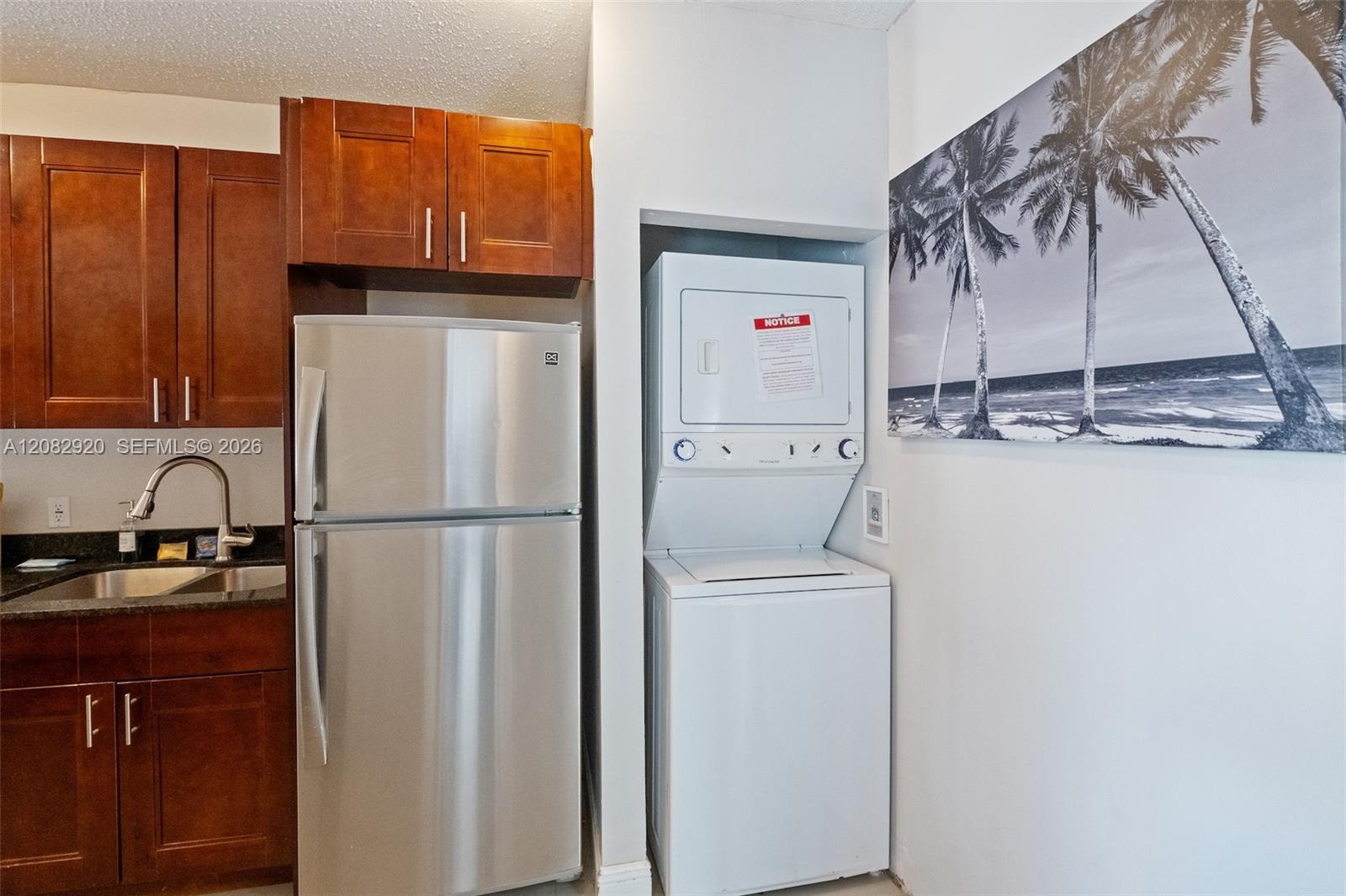 1459 NW 2nd Street