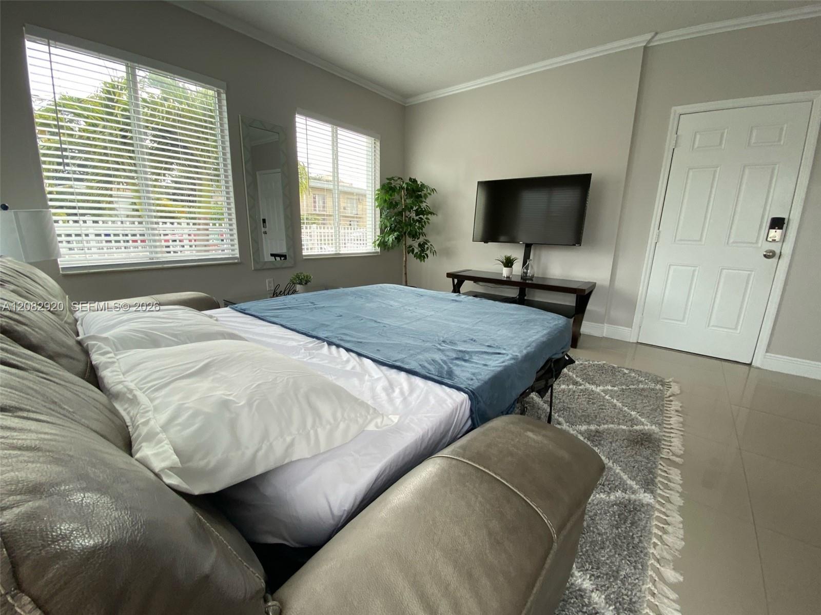 1459 NW 2nd Street