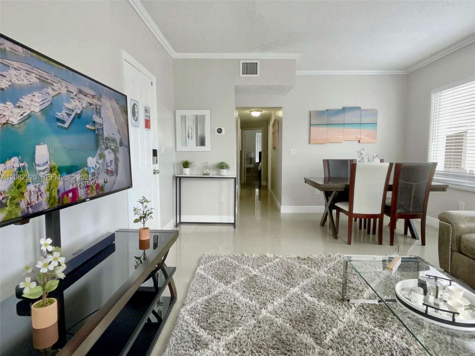 1459 NW 2nd Street
