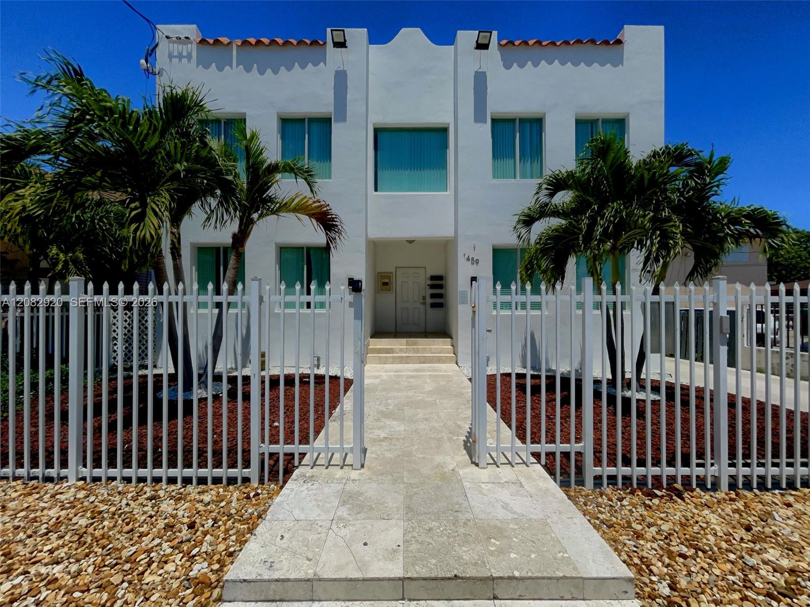 1459 NW 2nd Street