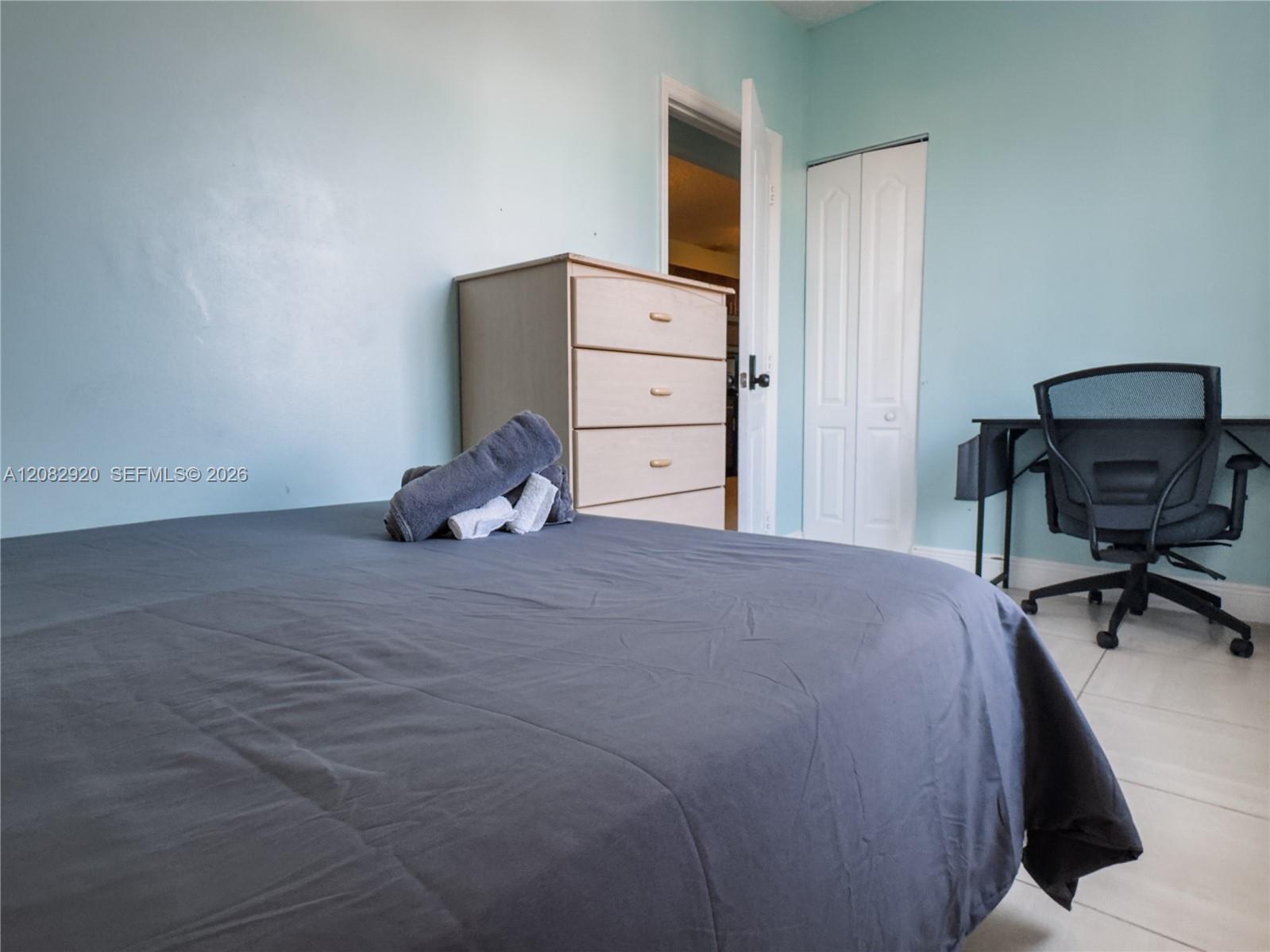 1459 NW 2nd Street