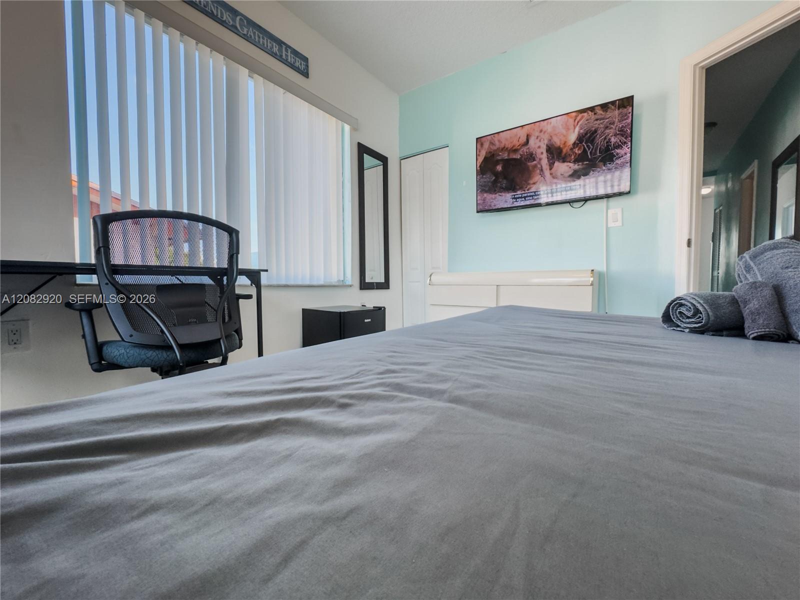 1459 NW 2nd Street