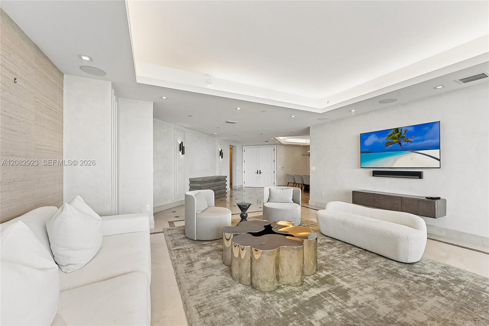 16051 Collins Avenue