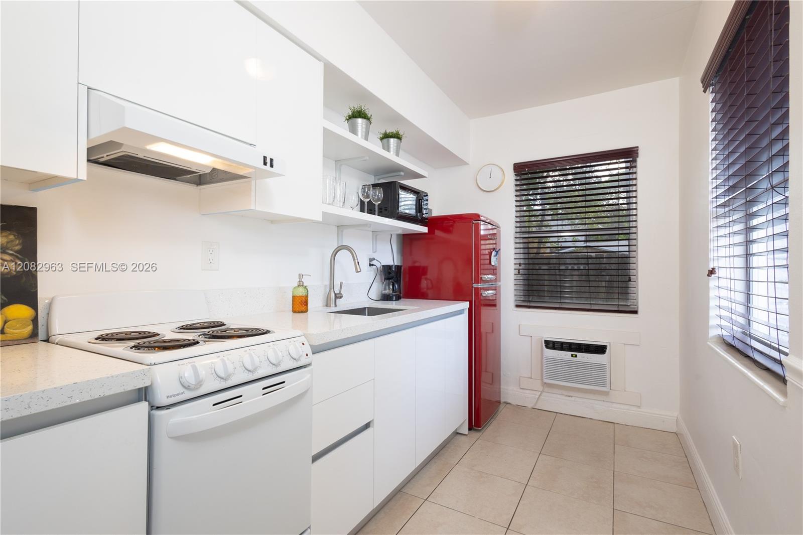 471 NE 37th Street