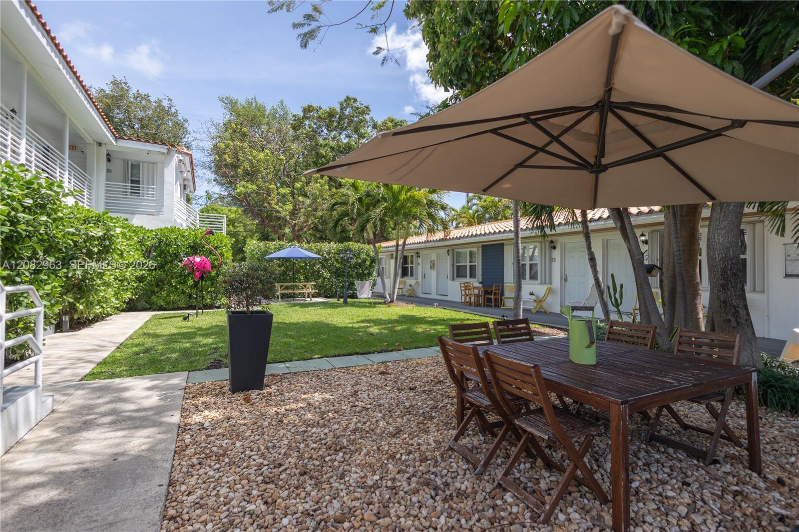 471 NE 37th Street