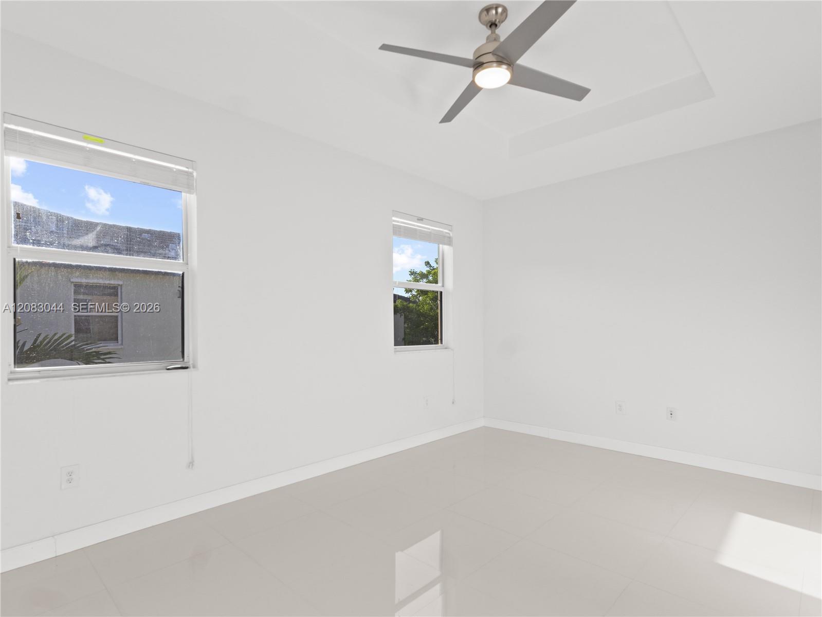 132 SE 28th Place