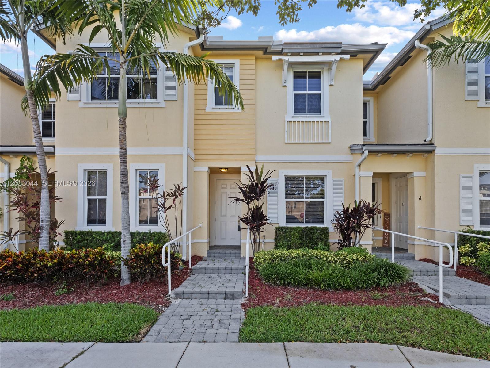 132 SE 28th Place