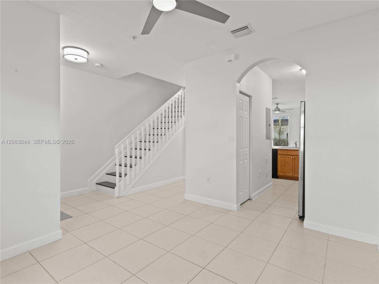 132 SE 28th Place