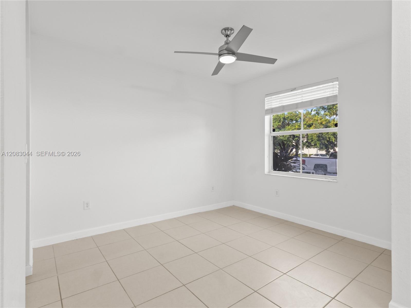 132 SE 28th Place