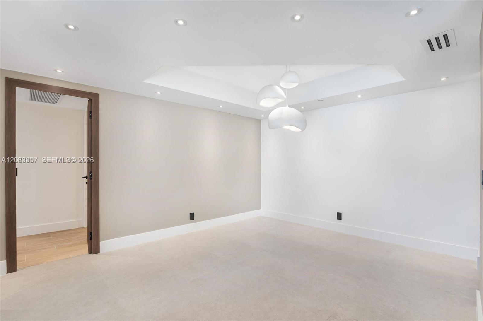 3610 Yacht Club Drive