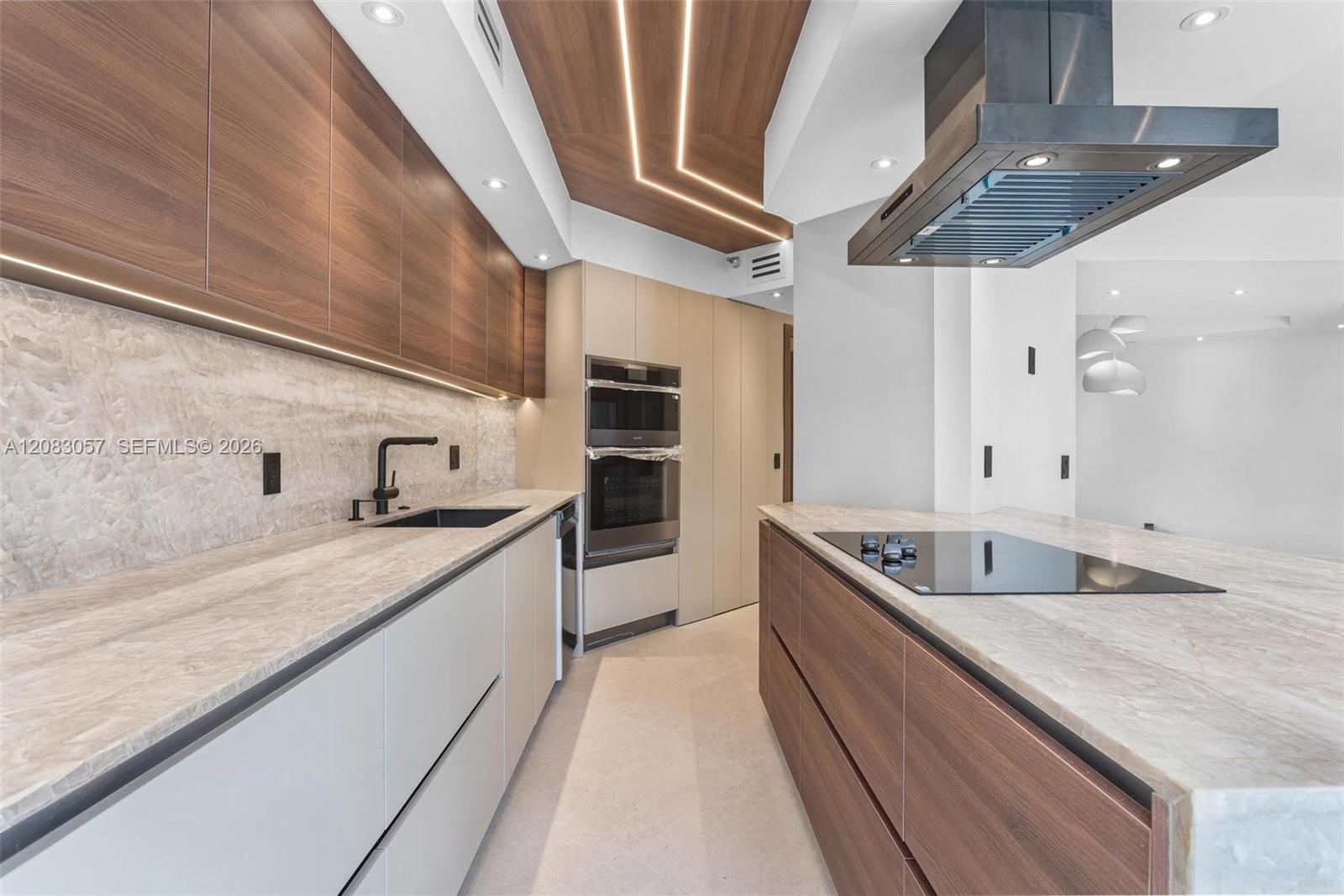 3610 Yacht Club Drive