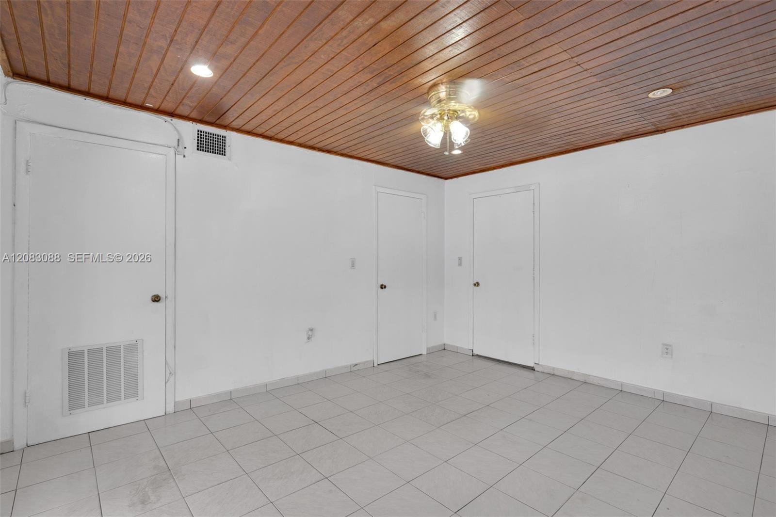 615 SW 62nd Court