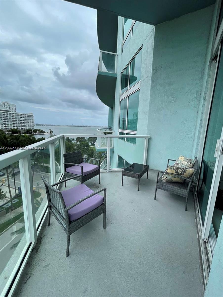 1900 N Bayshore Drive