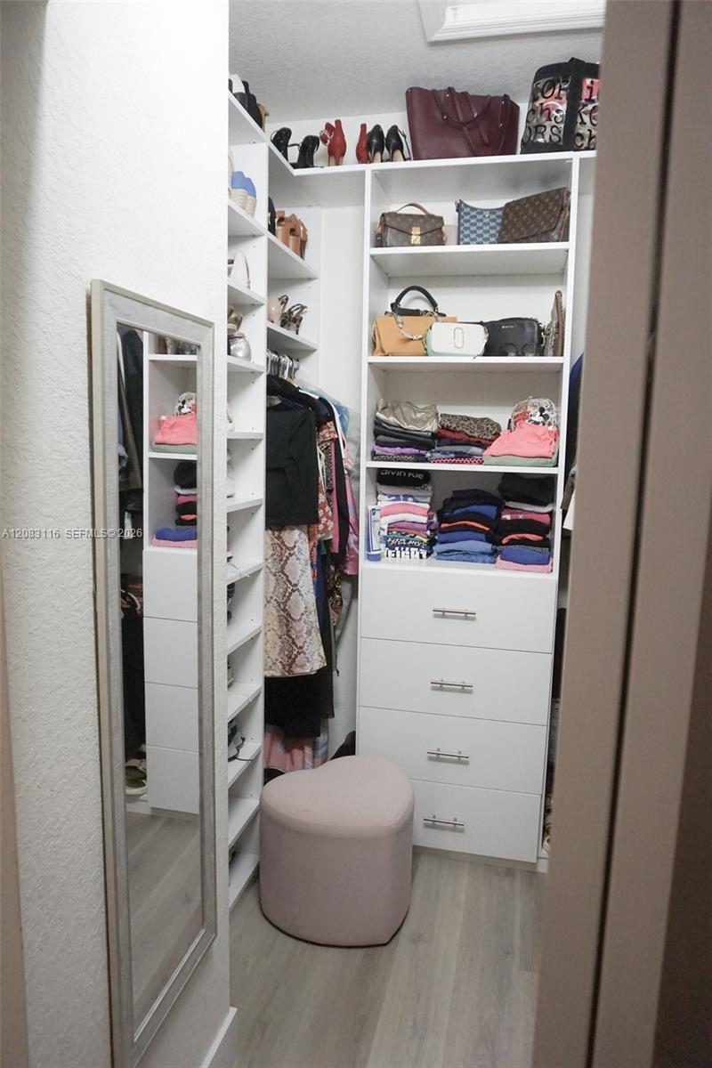 10589 W 32nd Lane