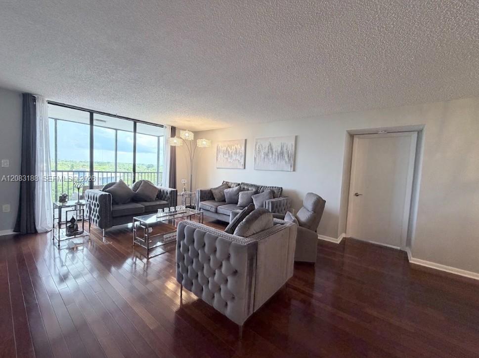 900 NE 195th Street