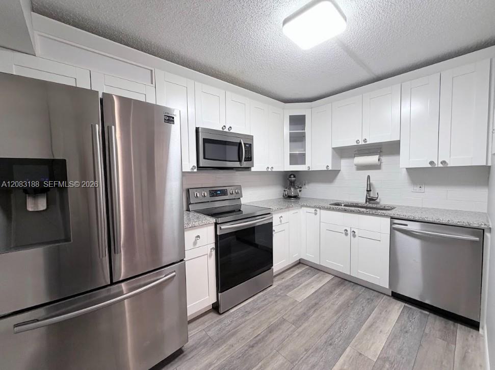 900 NE 195th Street