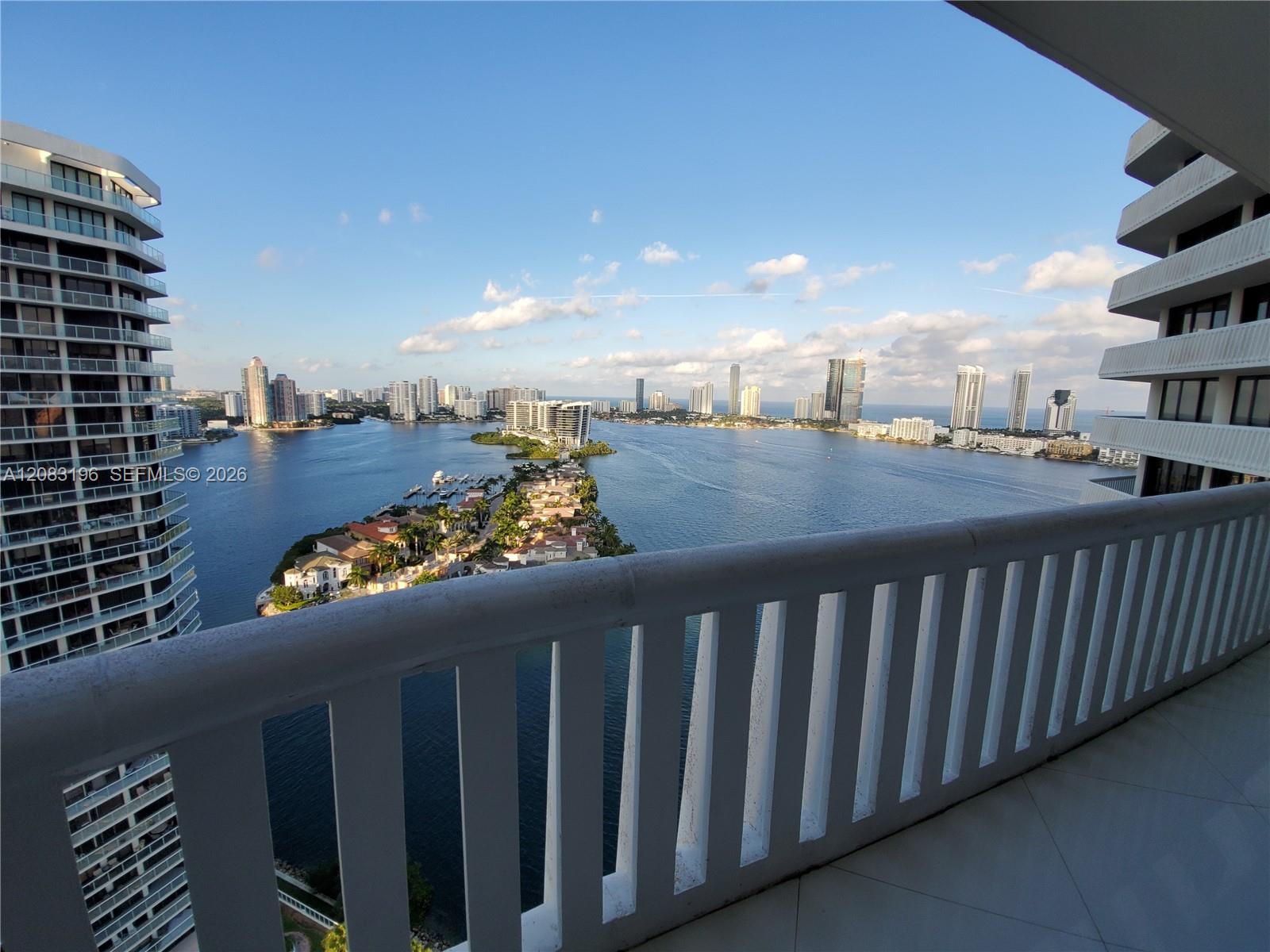 3000 Island Boulevard