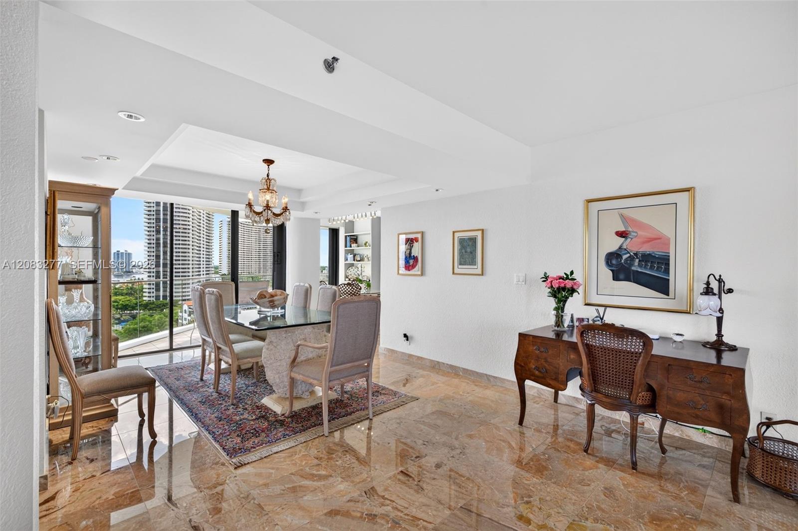 2800 Island Boulevard
