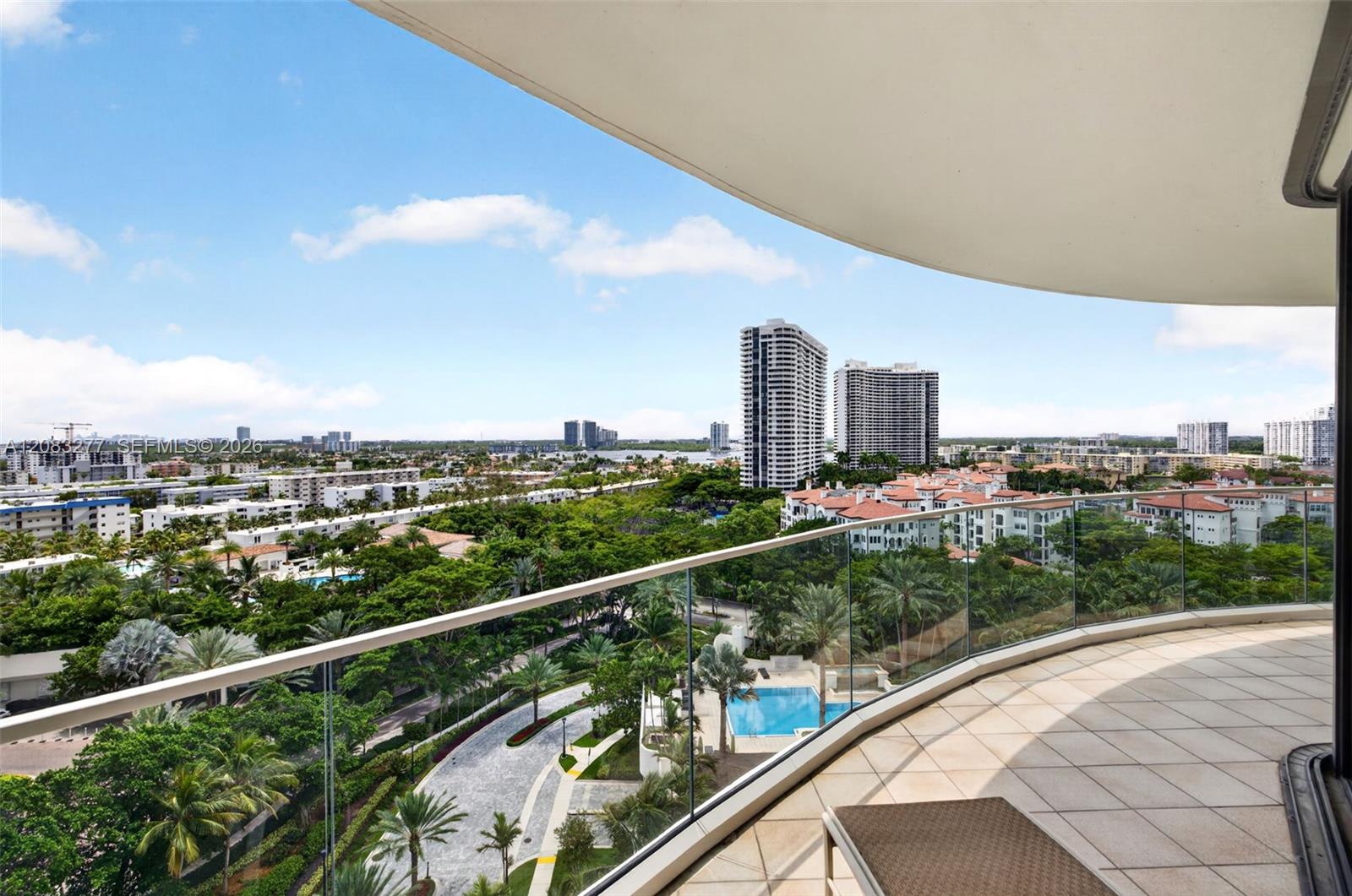 2800 Island Boulevard