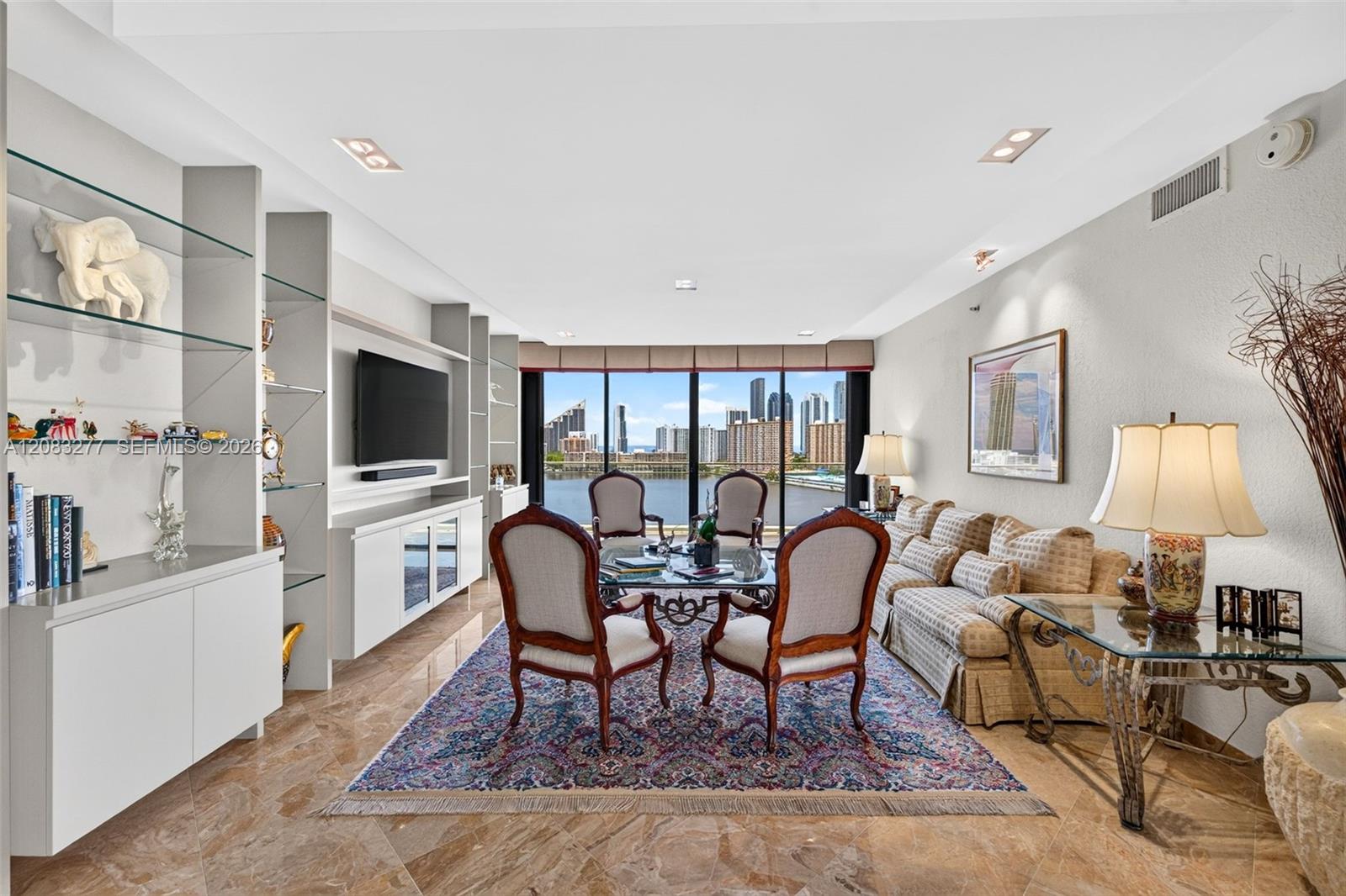 2800 Island Boulevard