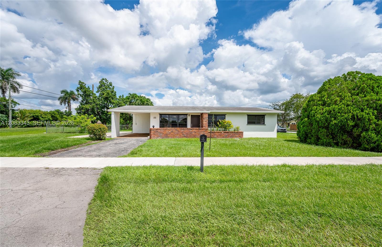 955 NW 15th Street