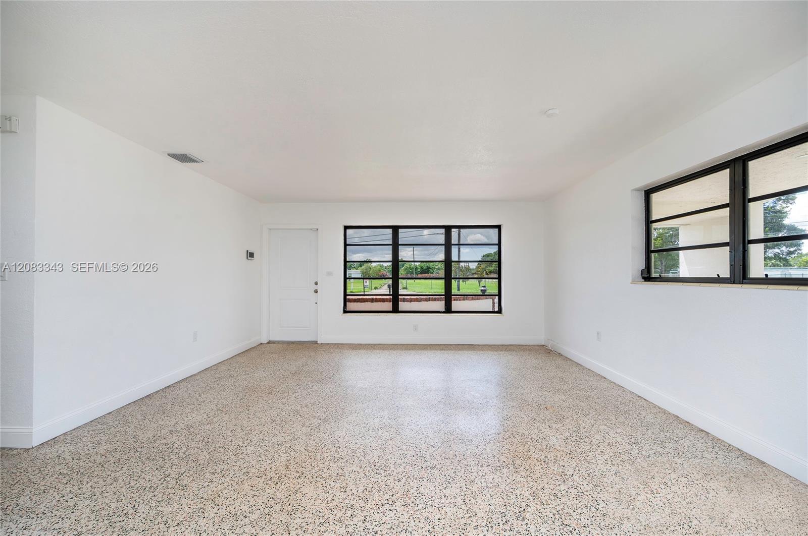 955 NW 15th Street
