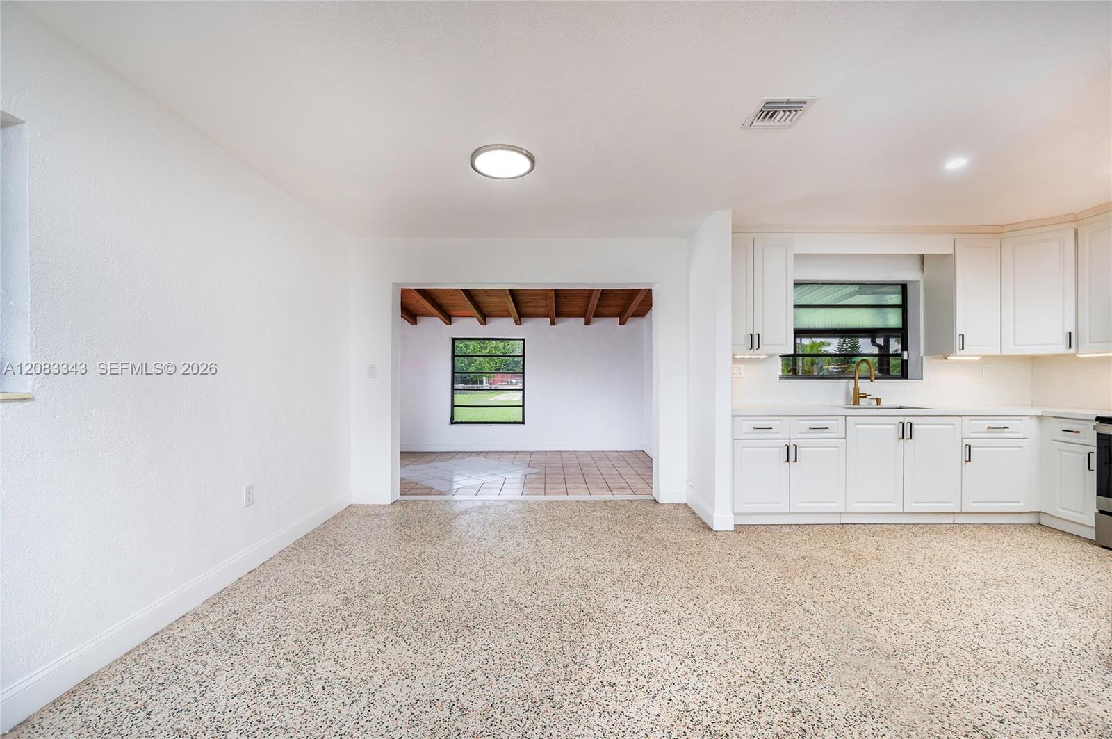 955 NW 15th Street