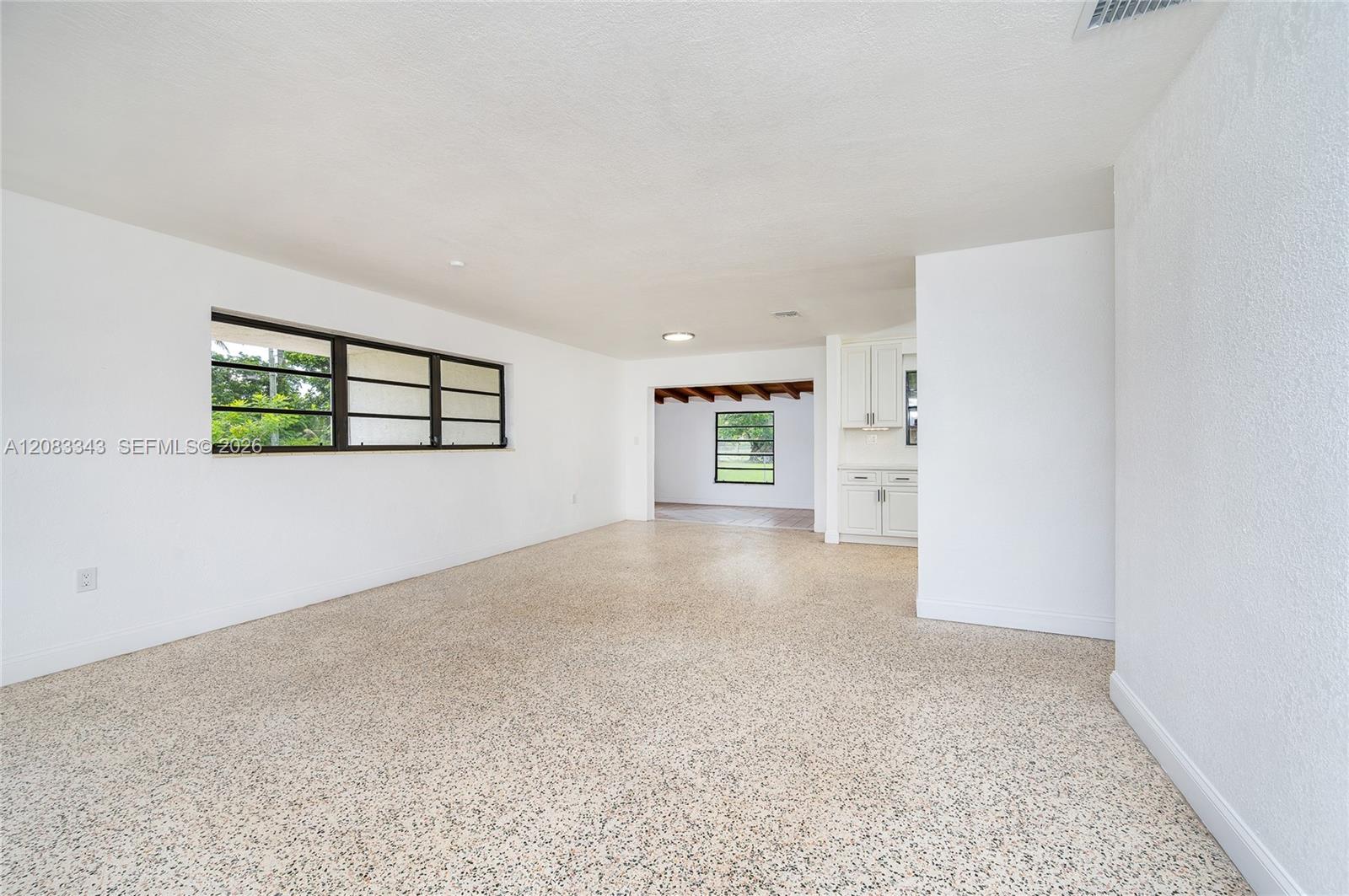 955 NW 15th Street