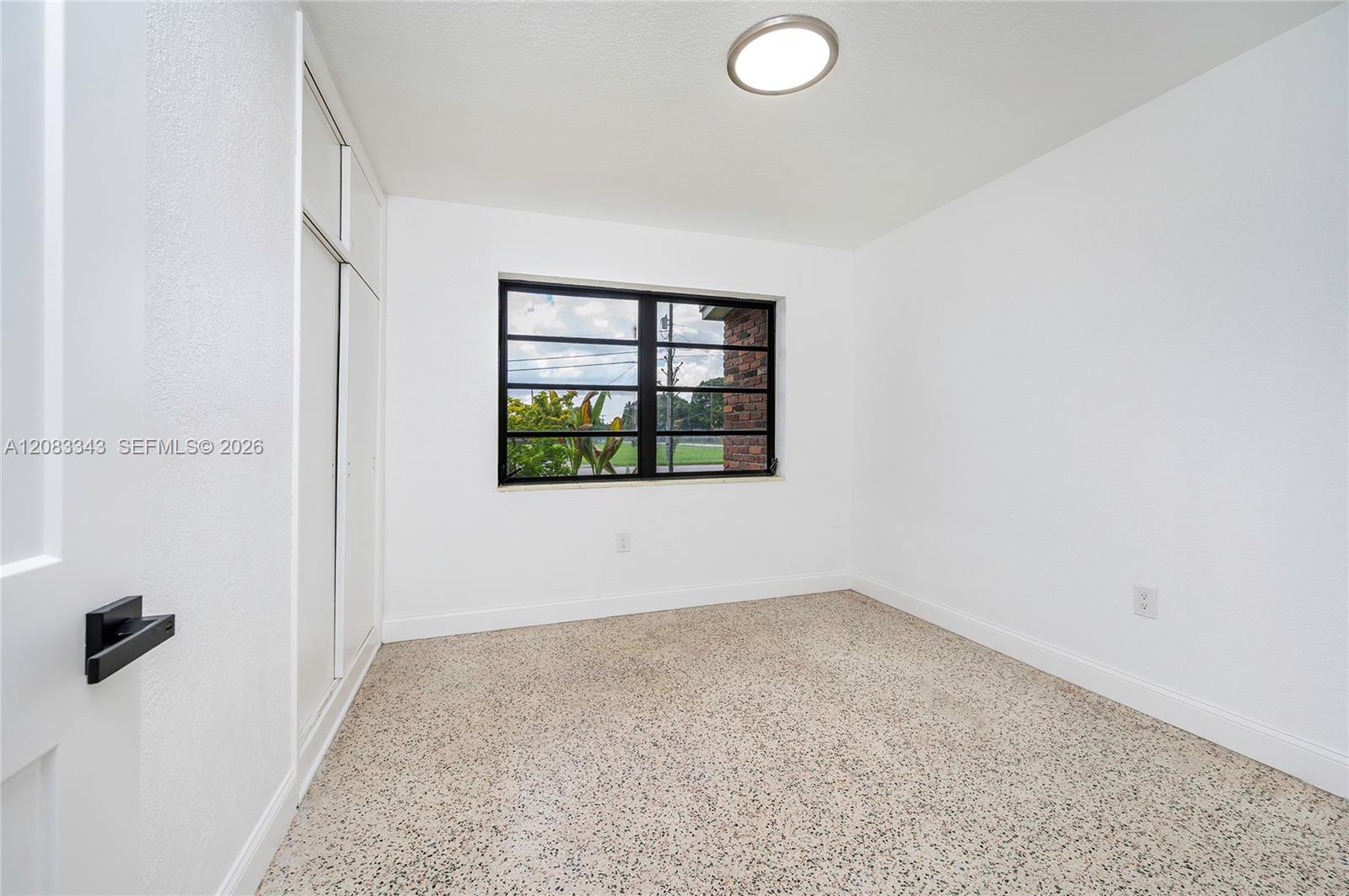 955 NW 15th Street