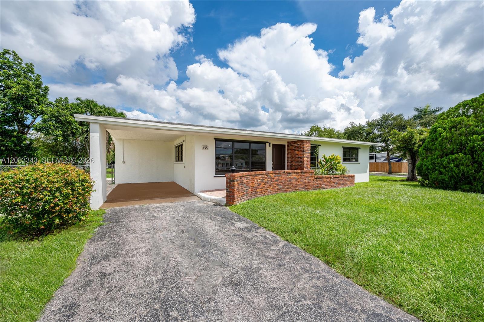 955 NW 15th Street
