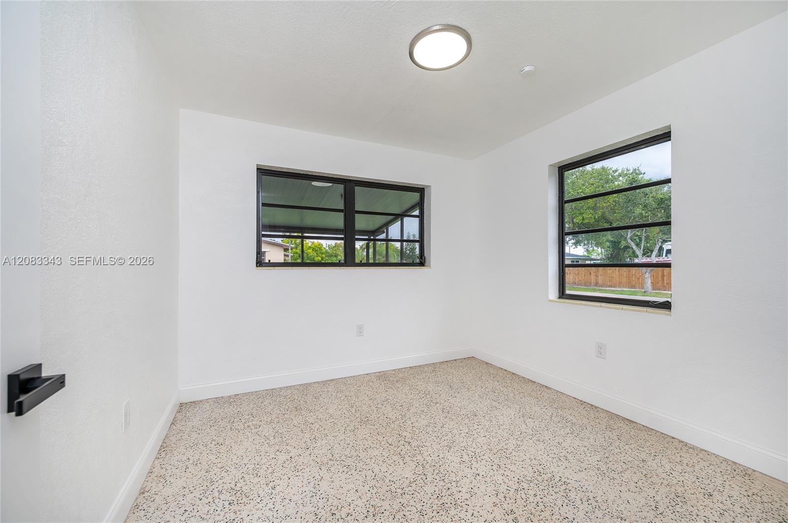 955 NW 15th Street