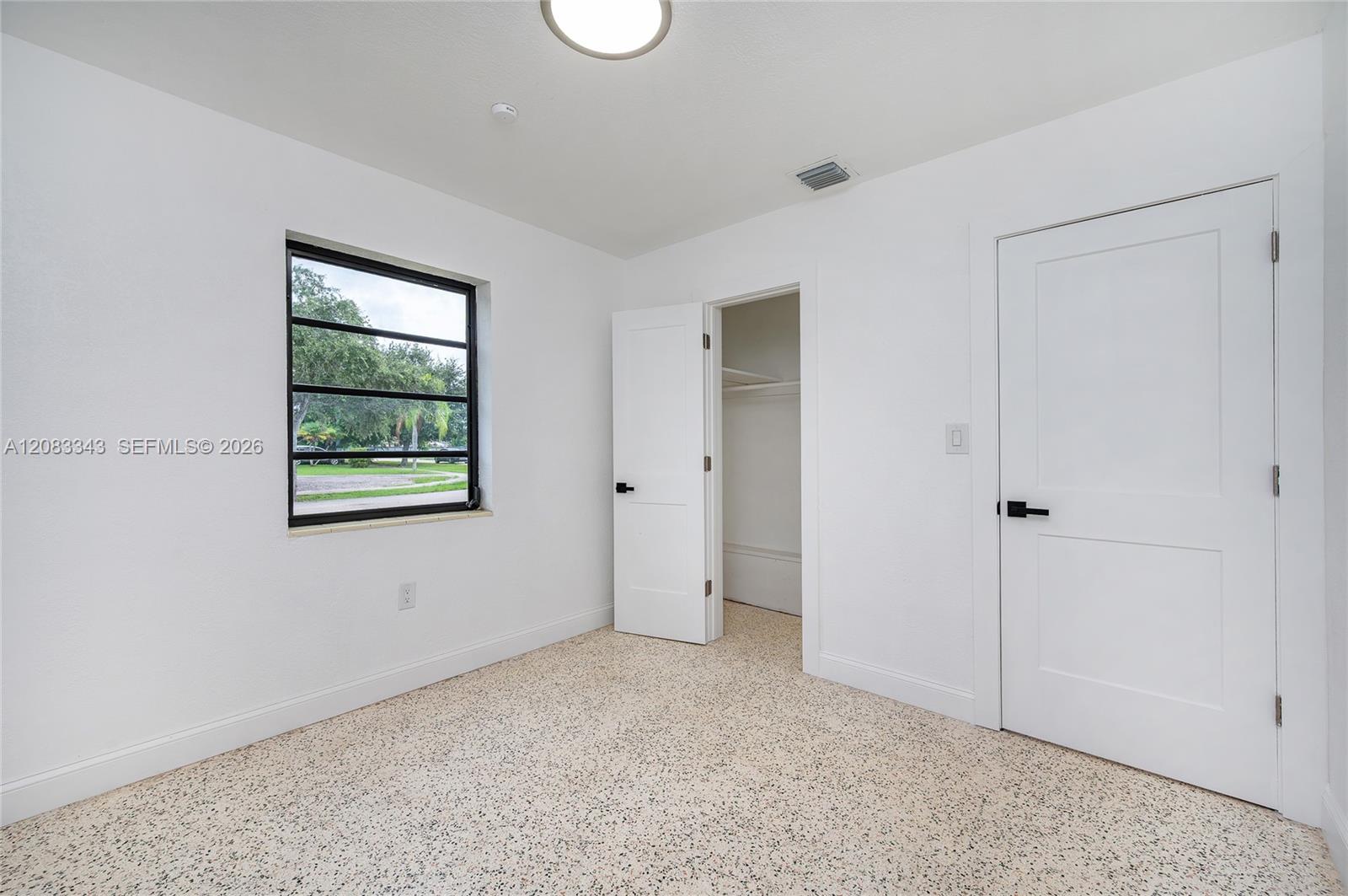 955 NW 15th Street