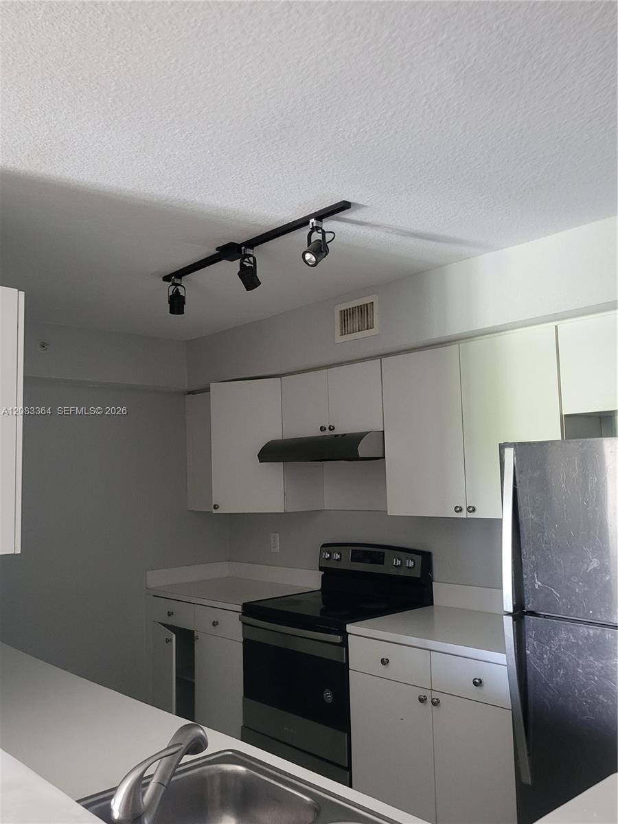 15460 SW 284th Street