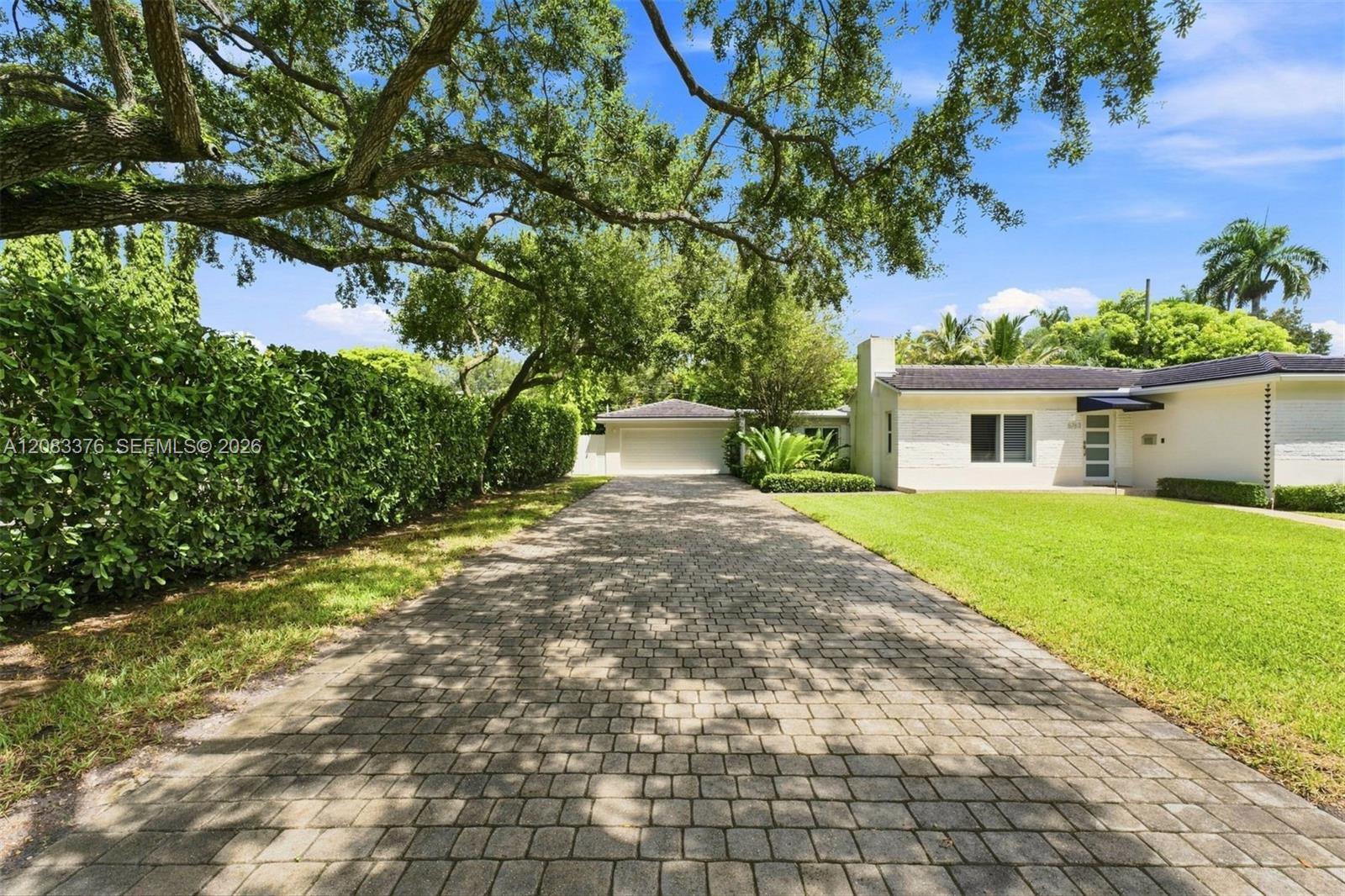 5763 SW 51st Street