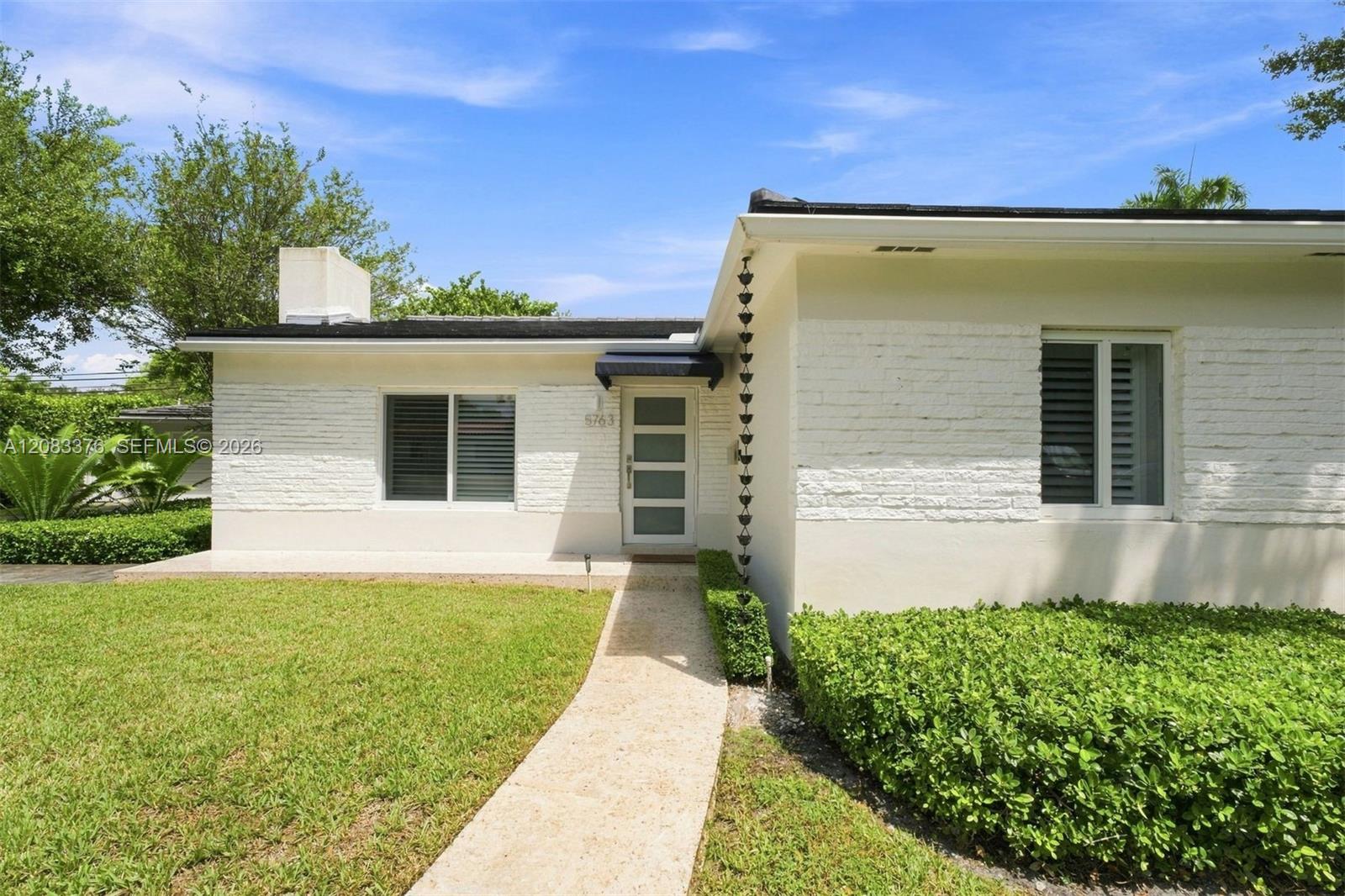 5763 SW 51st Street