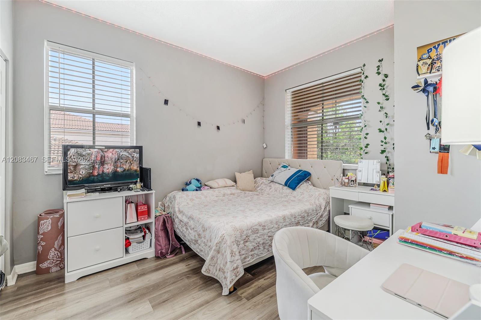 2260 NE 42nd Circle