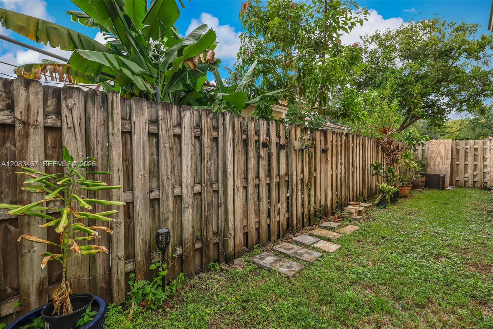 2260 NE 42nd Circle