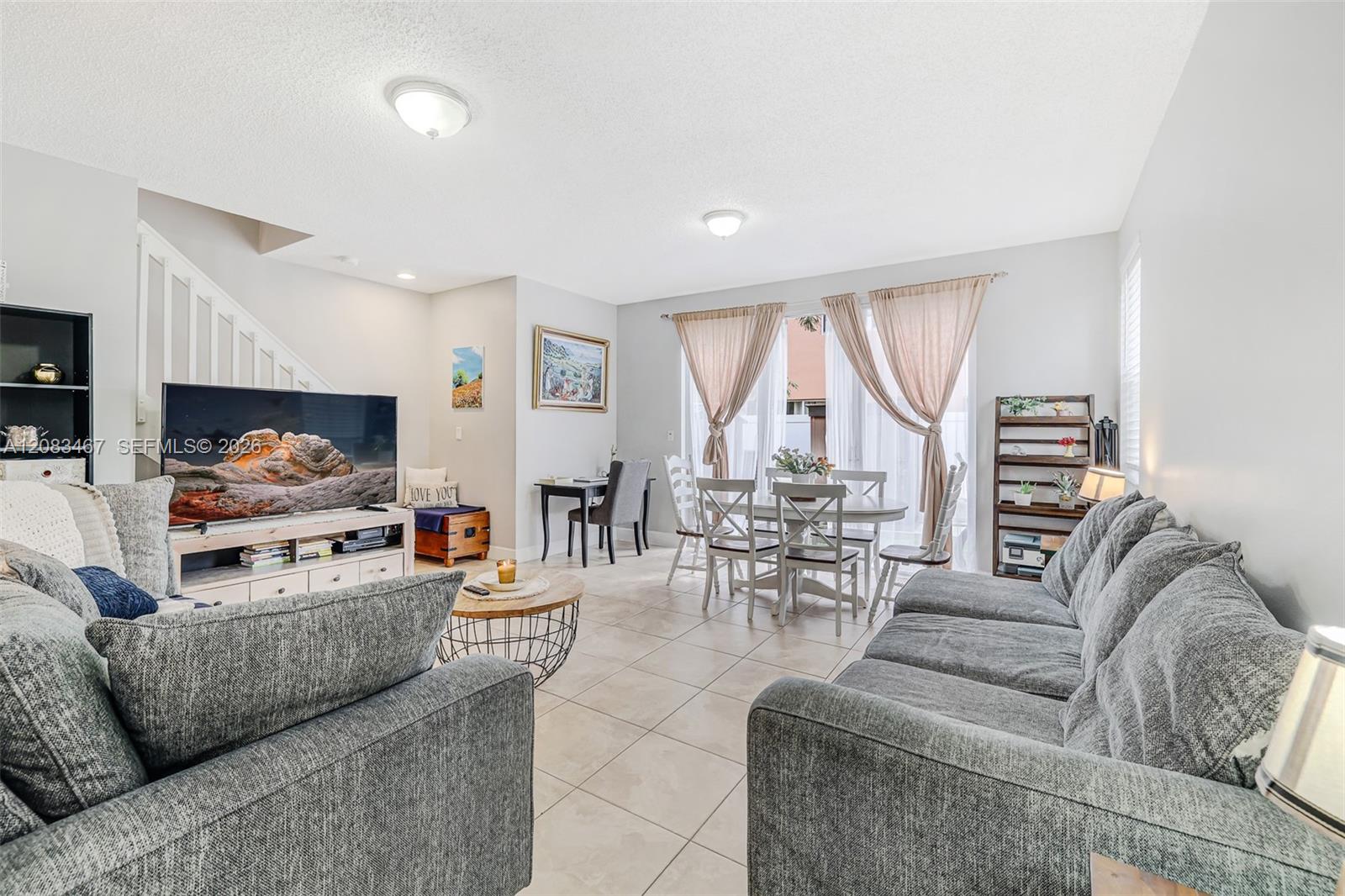 2260 NE 42nd Circle