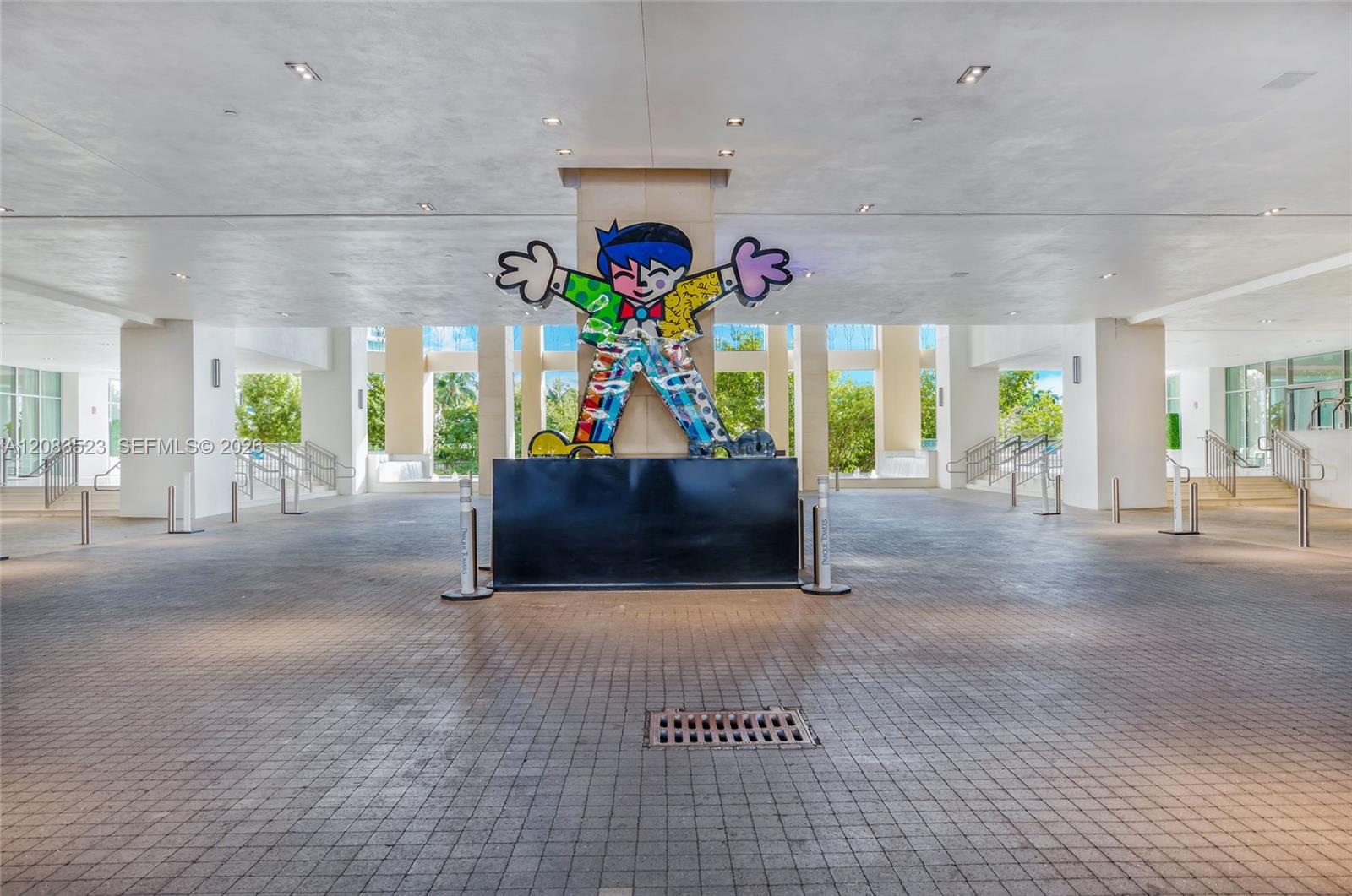 300 Sunny Isles Boulevard