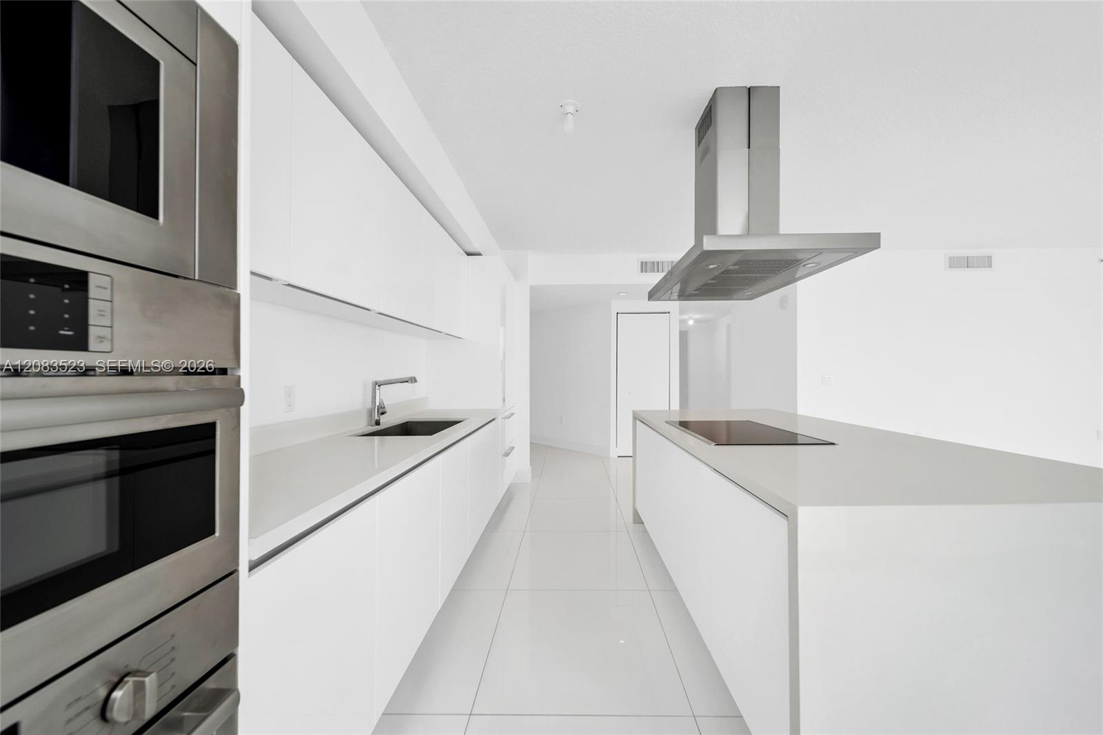 300 Sunny Isles Boulevard