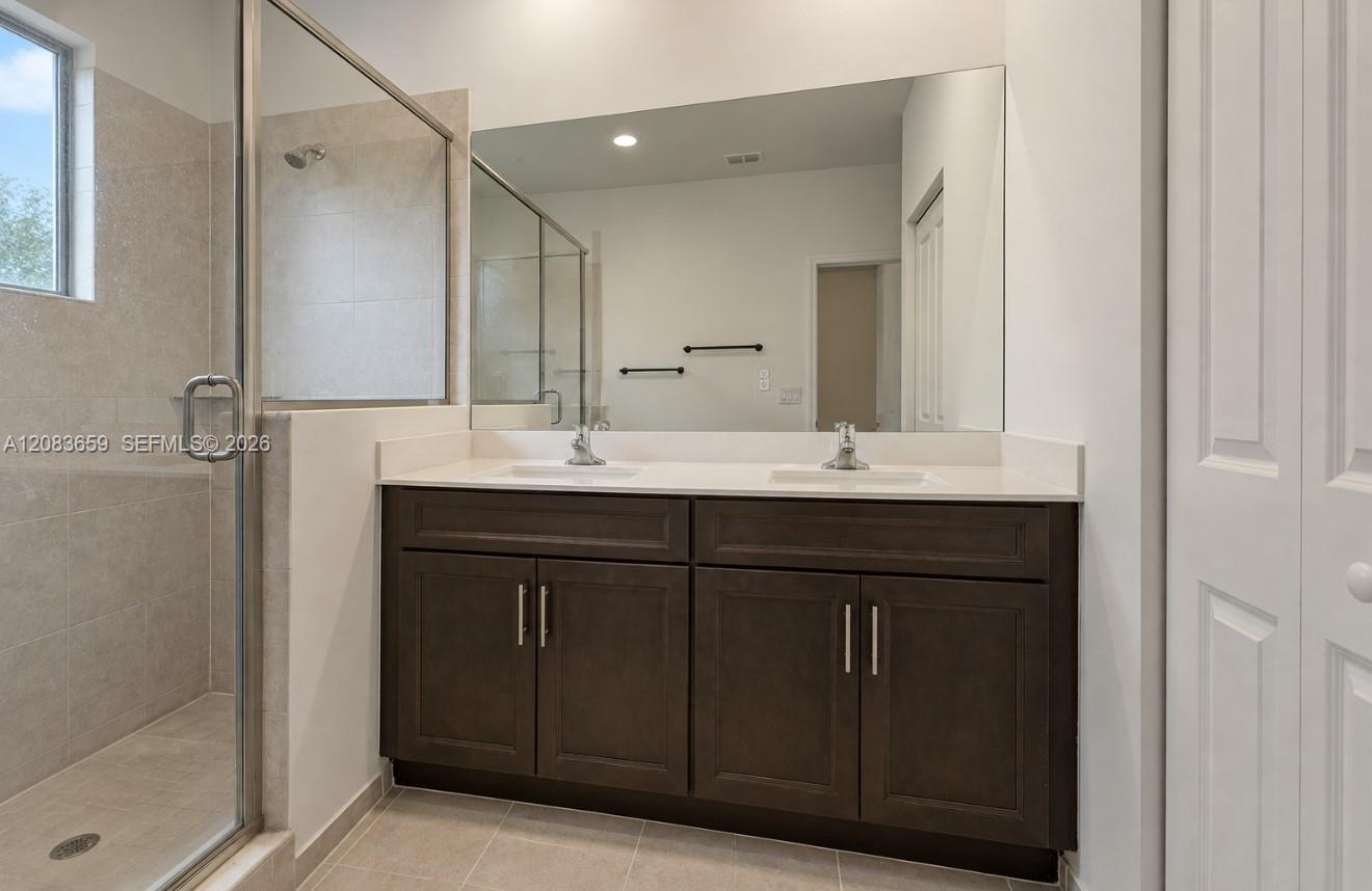 1100 SE 26th Terrace