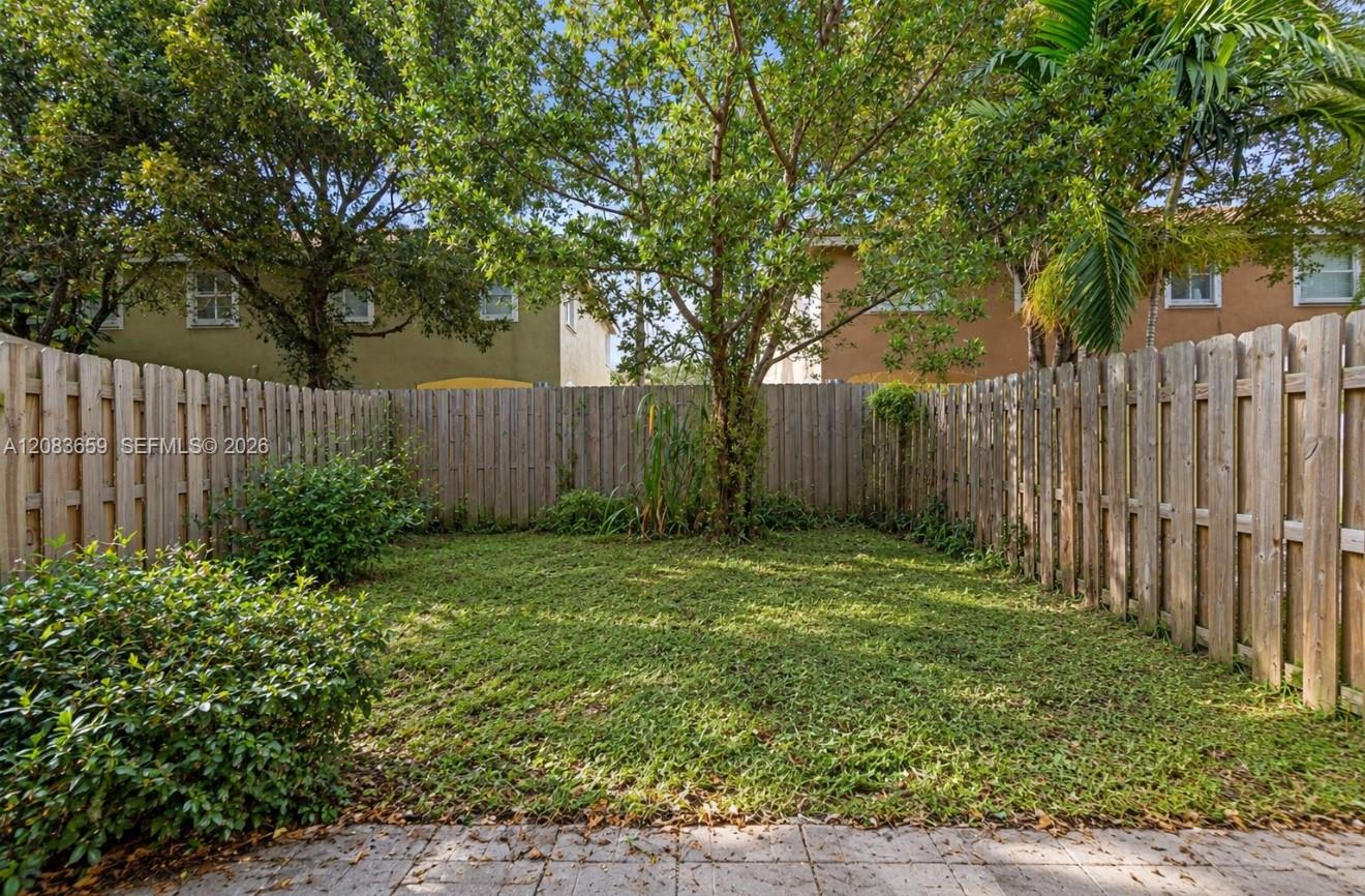 1100 SE 26th Terrace