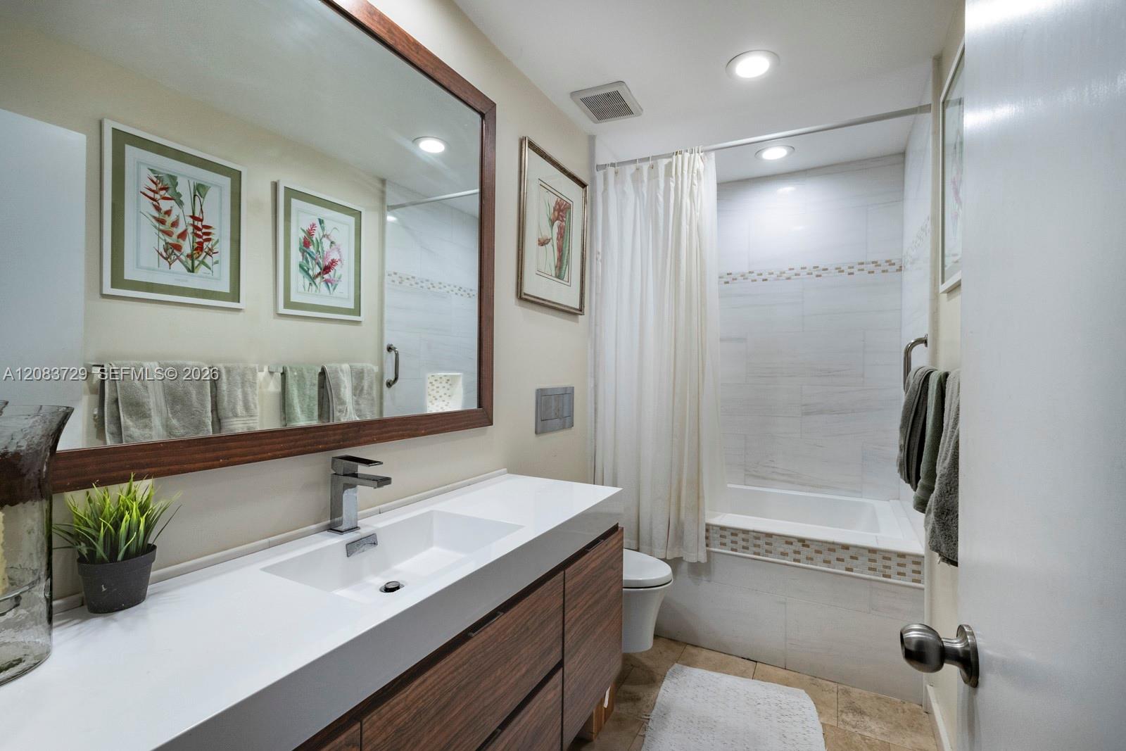 4883 SW 71st Place