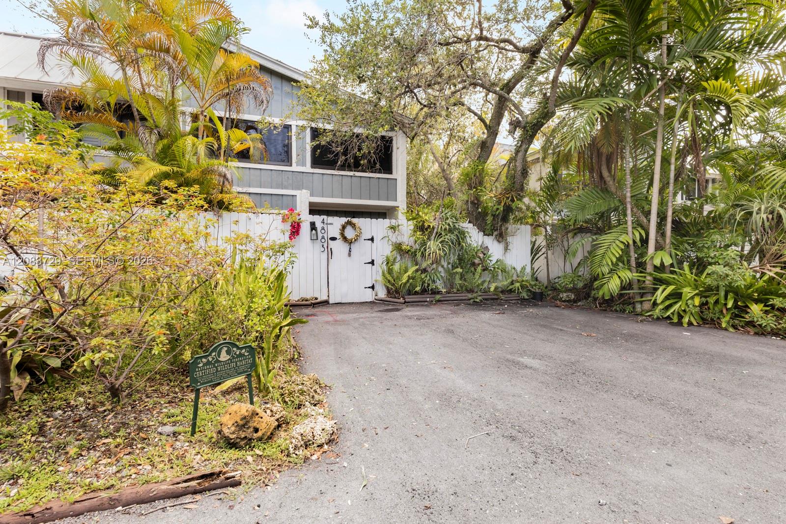 4883 SW 71st Place
