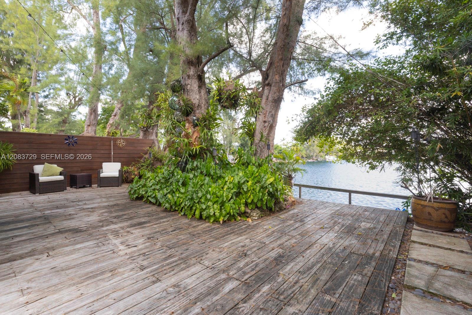 4883 SW 71st Place