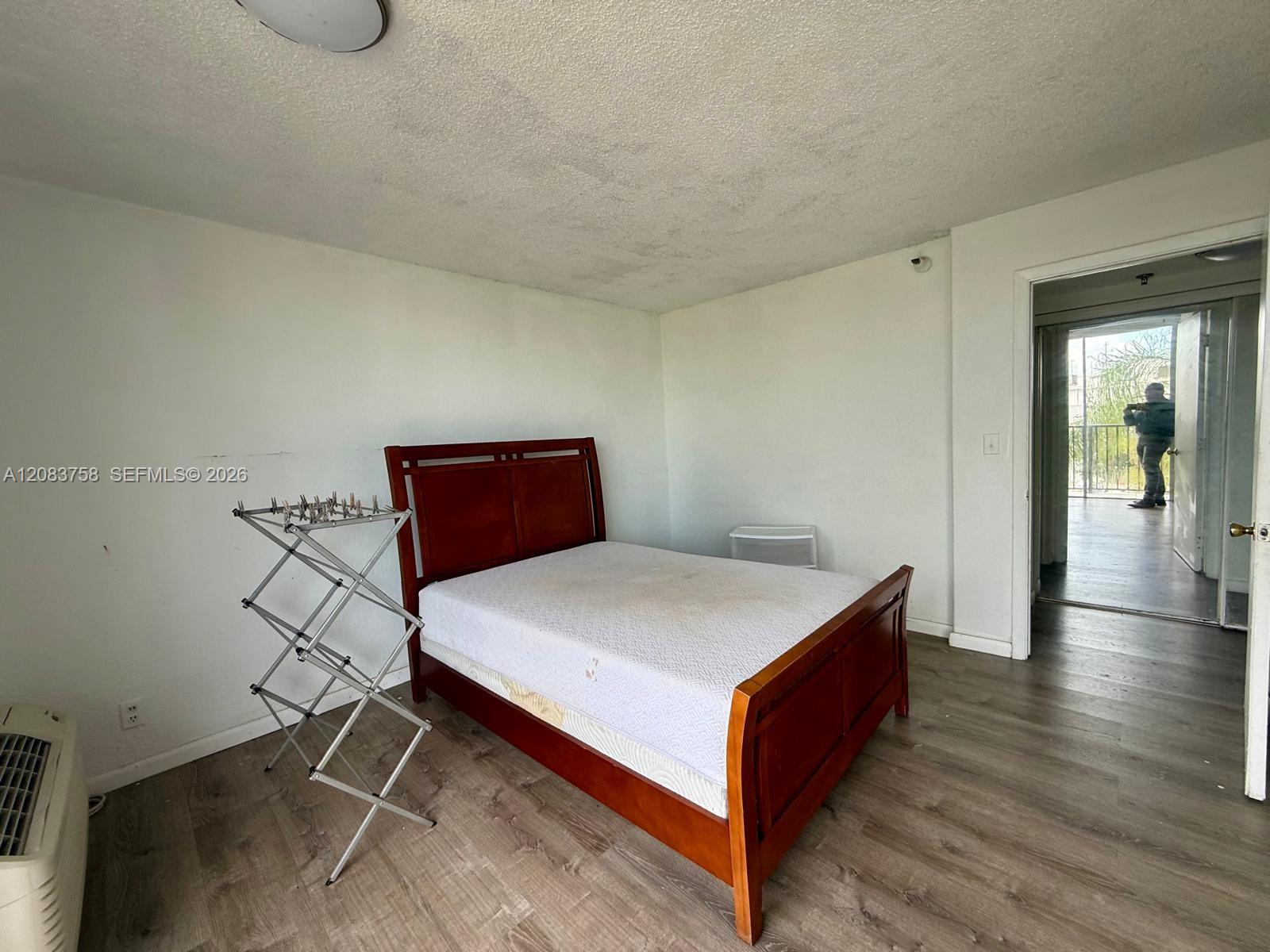 16450 NW 2