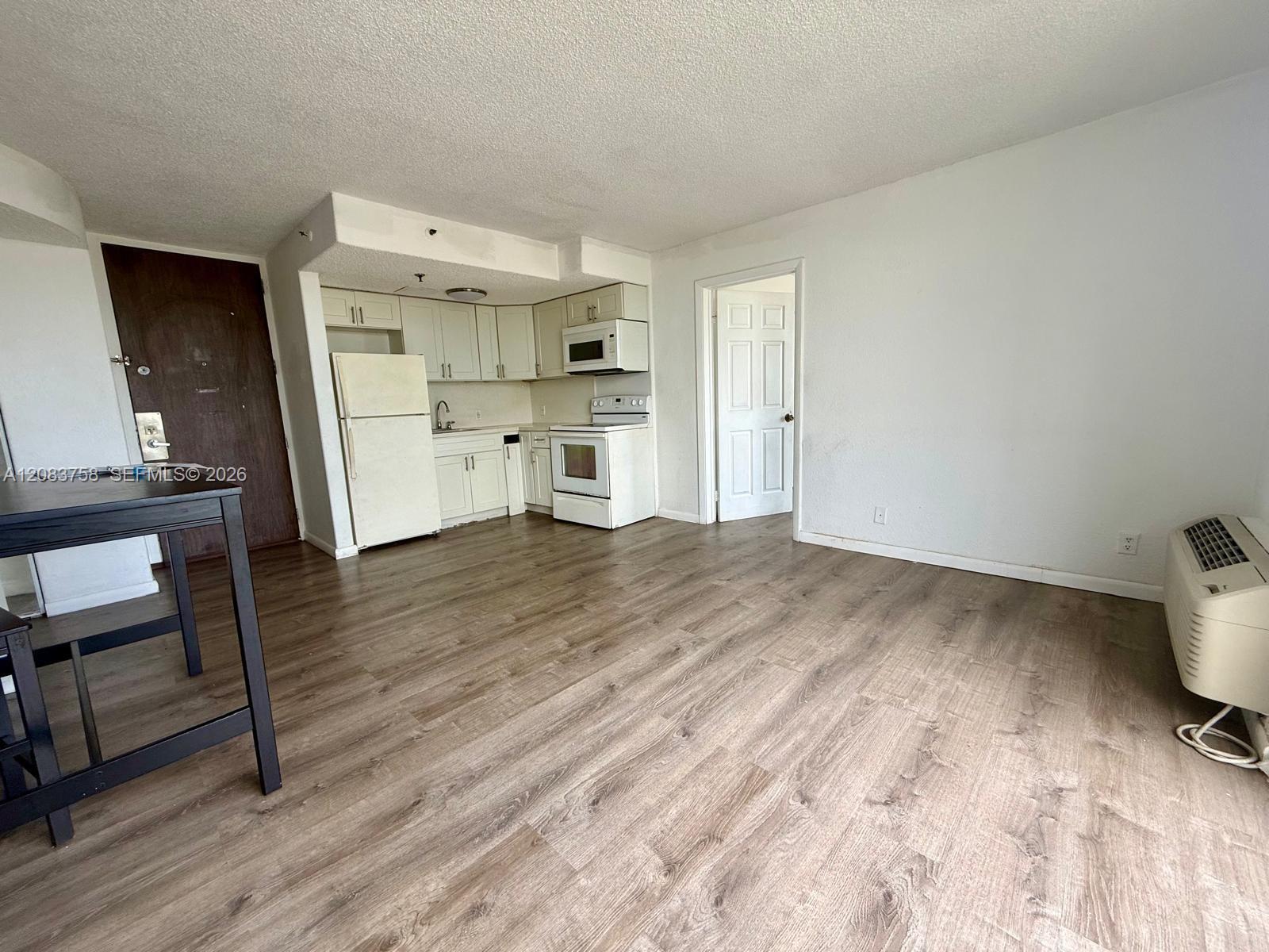 16450 NW 2